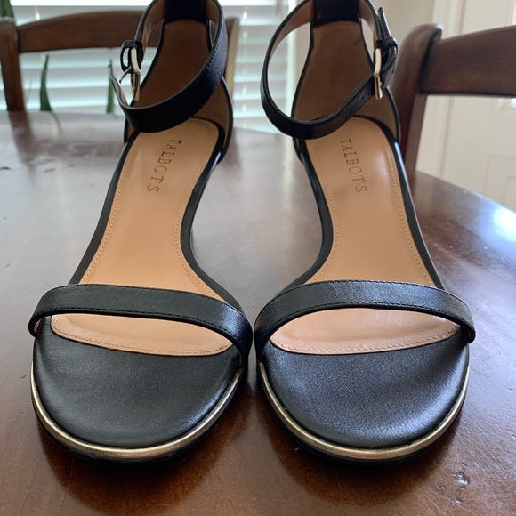 Talbots Trulli heel in black - size 7M - Picture 11 of 13